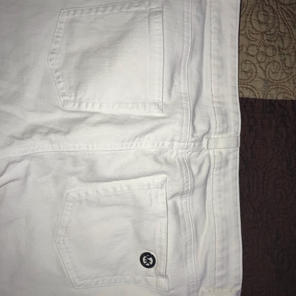 Michael Kors All White Jeans - Picture 3 of 3